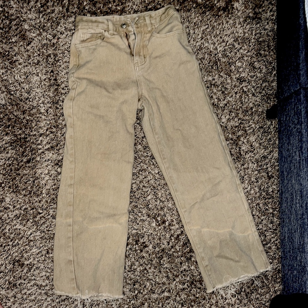Princess Polly/Tan High Waisted Jeans/Size 4